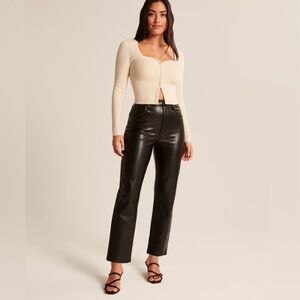 Abercrombie leather curve love 90s Straight ultra high rise short